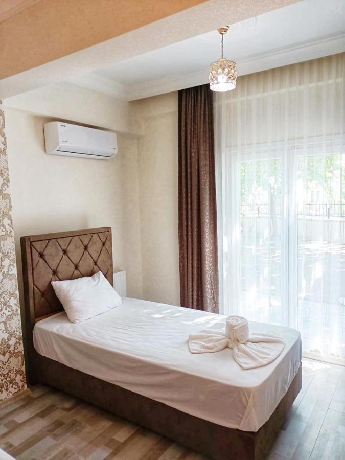 Rose Suite & Hotel Büyükçekmece Extérieur photo